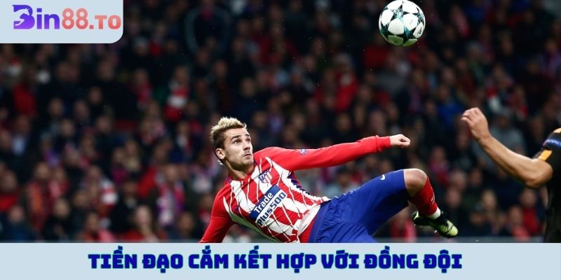 Kết hợp với đồng đội để triển khai những tình huống nguy hiểm